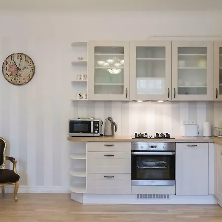 Apartament Allika *